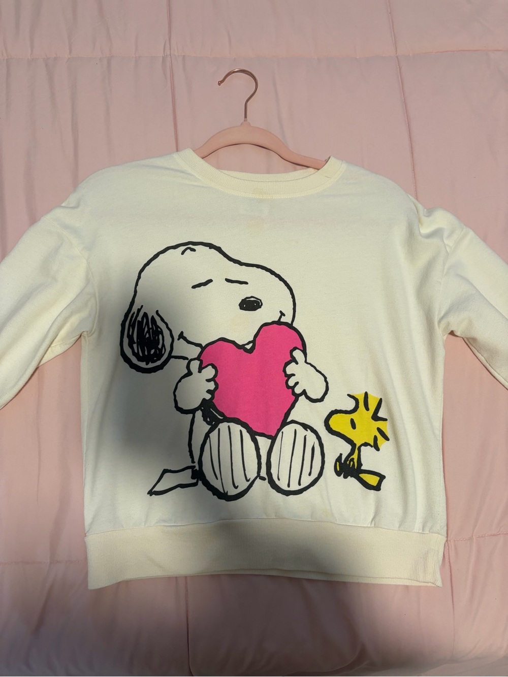 Snoopy Heart Graphic Cream Sweatshirt with Pink & Yellow Accent
